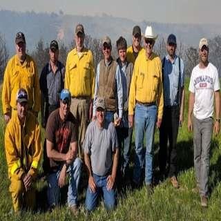 It takes a good-sized crew for a successful prescribed burn. This crew gathered after the burn on Hausmann’s land. Tom is in the front row kneeling (wearing the grey t-shirt), while Greg, who rents the land that was burned, is standing directly behind him