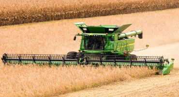 A Look At The Highlights Of The John Deere S760