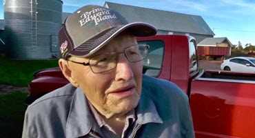 90-year-old P.E.I. dairy farmer doesn’t let age slow him down