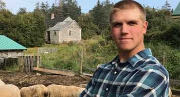 Nova Scotia teen farmer wins 4-H Canada scholarship