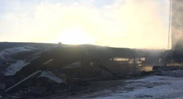 Alberta barn fire claims more than 100 animals