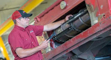 Roll With The Best: Case IH Feeder Chains