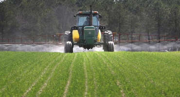 Fertilizer Costs Expected to Rise 15 Percent