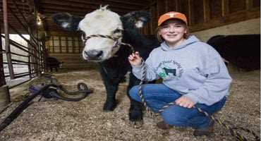 B.C. farmer auctions calf for local hospital
