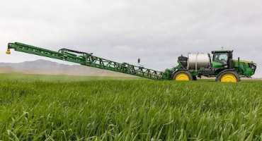 Exploring the New and Updated John Deere 4-Series Sprayers