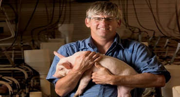 US Pig Farmers Donate 3.2 Million Servings of Pork, 55,000 Hours of Service and $5.5+ Million to Charities in 2018