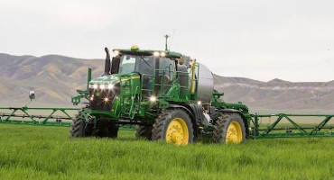 Cover More Acres in Less Time with the John Deere R4060 Sprayer