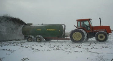 Tips from the pros for applying manure in adverse weather conditions