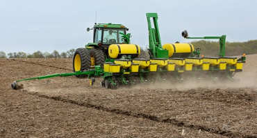 Deere Introduces New 1745 Planter with Narrow-Transport Capability
