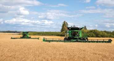 Improve Harvesting Results With The New John Deere X Series Combines