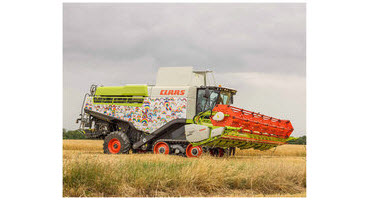 Farmers decorate combine to thank front-line workers