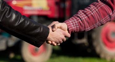 Farmers lend helping hands