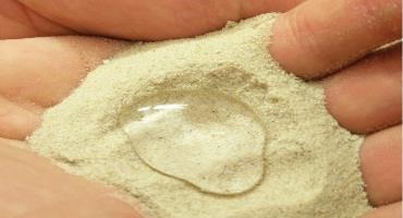 Wax-coated sand could help arid farm regions