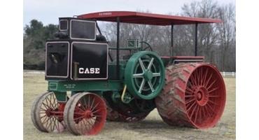 Record price seen for antique tractor