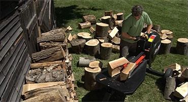 Unleash your inner lumberjack and split logs in 3 seconds