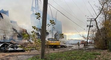 Manitoba town loses grain elevator