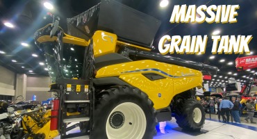 Grain Capacity on New Holland’s CR11 Combine  
