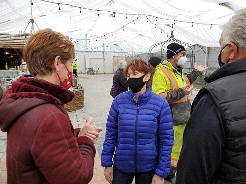 Minister Bibeau and Minister Popham meet with impacted berry farmers in the Abbotsford area.