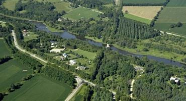 Farms near Grand River