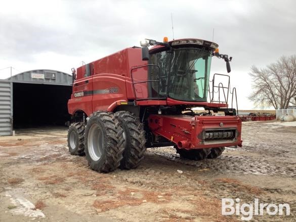 2016 Case IH 8240