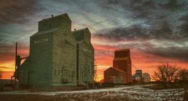 Nanton elevators