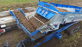 Crop Shuttle with Cleaning Table