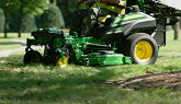 Two great ways to collect clippings: John Deere 3-Bag and Dump-From-Seat Collection Systems