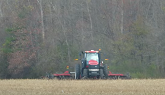 Case IH Magnum 250 Disking