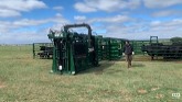 Best Hydraulic Squeeze Chute | Cattle Farming Equipment | Demo