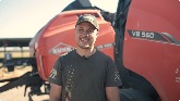 Customer Spotlight: Fluit Farms, KUHN VB 560 5x6 Round Balers