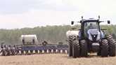 #plant19 Kinze 36 Row Corn Planter & New Holland T8.390 Genesis Tractor