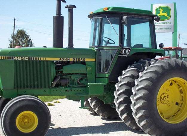 John Deere 4840