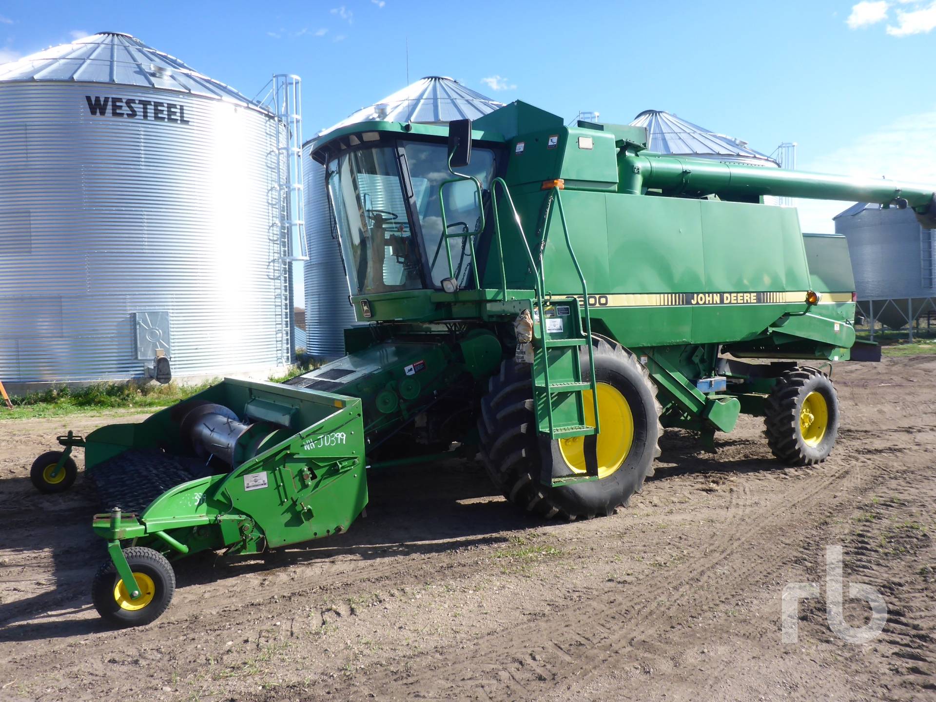 John Deere combine