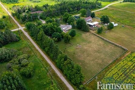 Beautiful Country Home on Fully Fenced 2.5 Acre Lot for Sale, Amaranth, Ontario