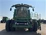 John Deere 2017 S690 Combines