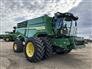John Deere 2021 X9 1100 Combines