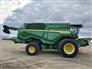 John Deere 2021 X9 1100 Combines