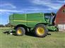 John Deere 2015 S680 Combines
