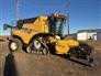 New Holland 2022 CR9.90 Combines