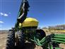 John Deere 2017 1870 Air Seeders / Air Carts