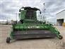John Deere 2014 S680 Combines