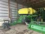 John Deere 2010 1870 Air Seeders / Air Carts