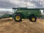 John Deere 2025 X9 1100 Combines