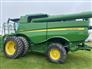 John Deere 2013 S660 Combines