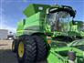 John Deere 2017 S680 Combines
