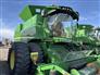 John Deere 2017 S680 Combines