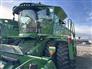 John Deere 2017 S680 Combines