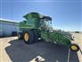 John Deere 2015 S680 Combines