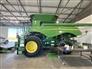 John Deere 2016 S680 Combines