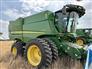 John Deere 2022 S770 Combines
